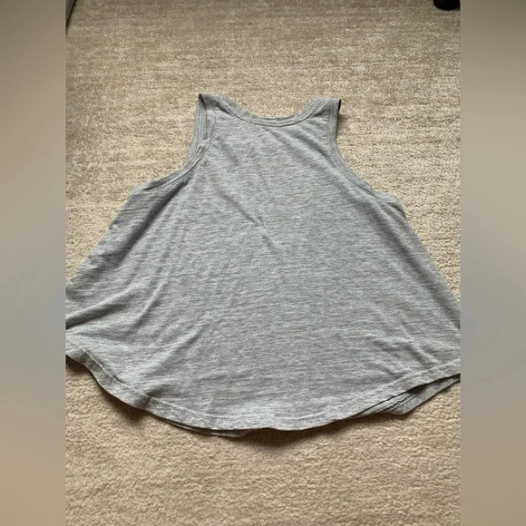 Women's Secret Treasures Size Small Tank Top Sleeveless Graphic Gray - Picture 5 of 7